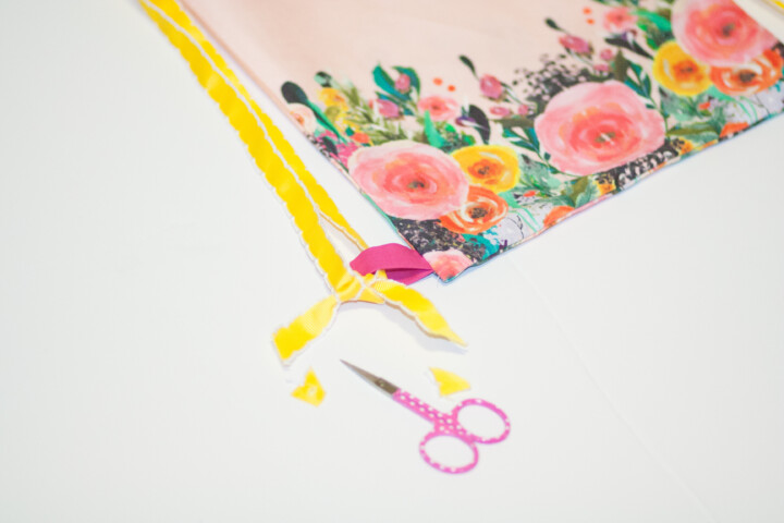 Back-To-School Kids Drawstring Backpack Tutorial - Sweet Red Poppy