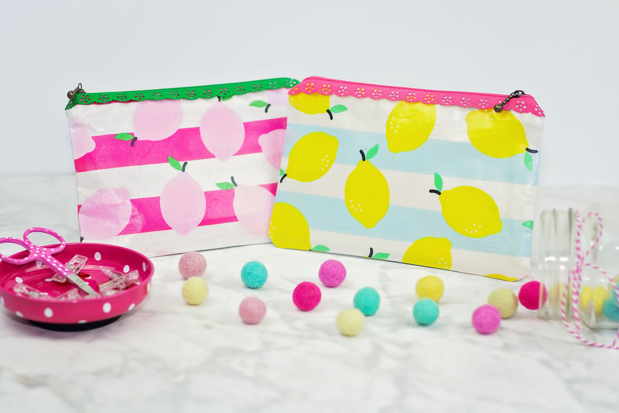 Easy Laminated Fabric Zipper Pouch Tutorial Sweet Red Poppy