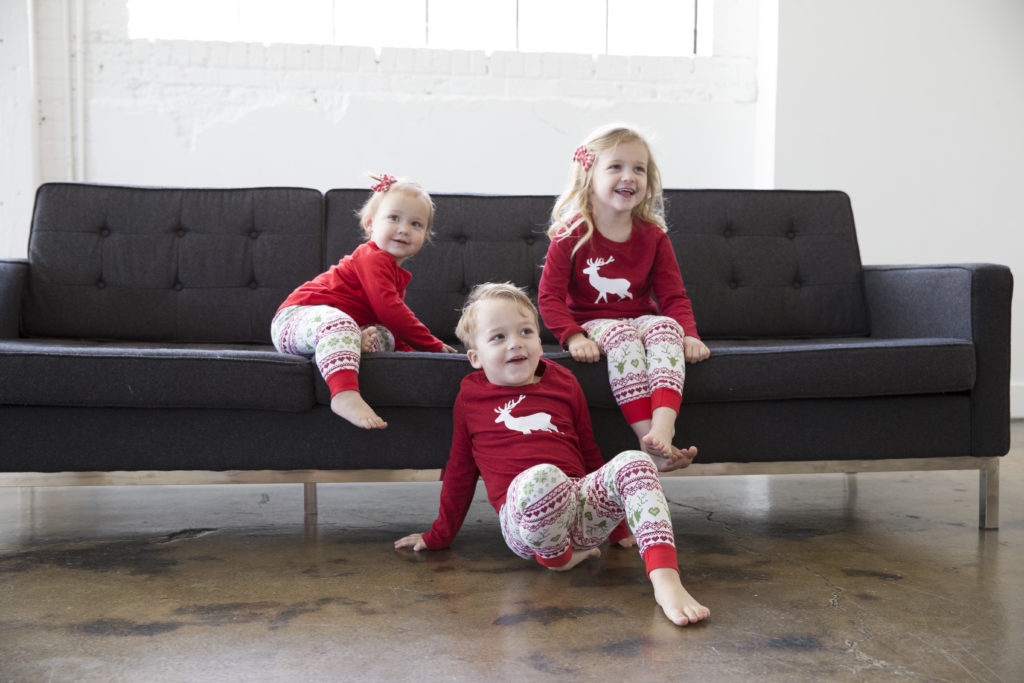 Noel Home: Comfy PJ Pants for the Whole Family - Sew4Home