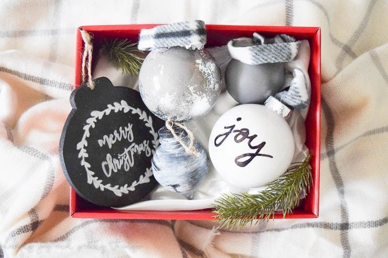 Making Joy and Pretty Things DIY Farmhouse Style Ornaments