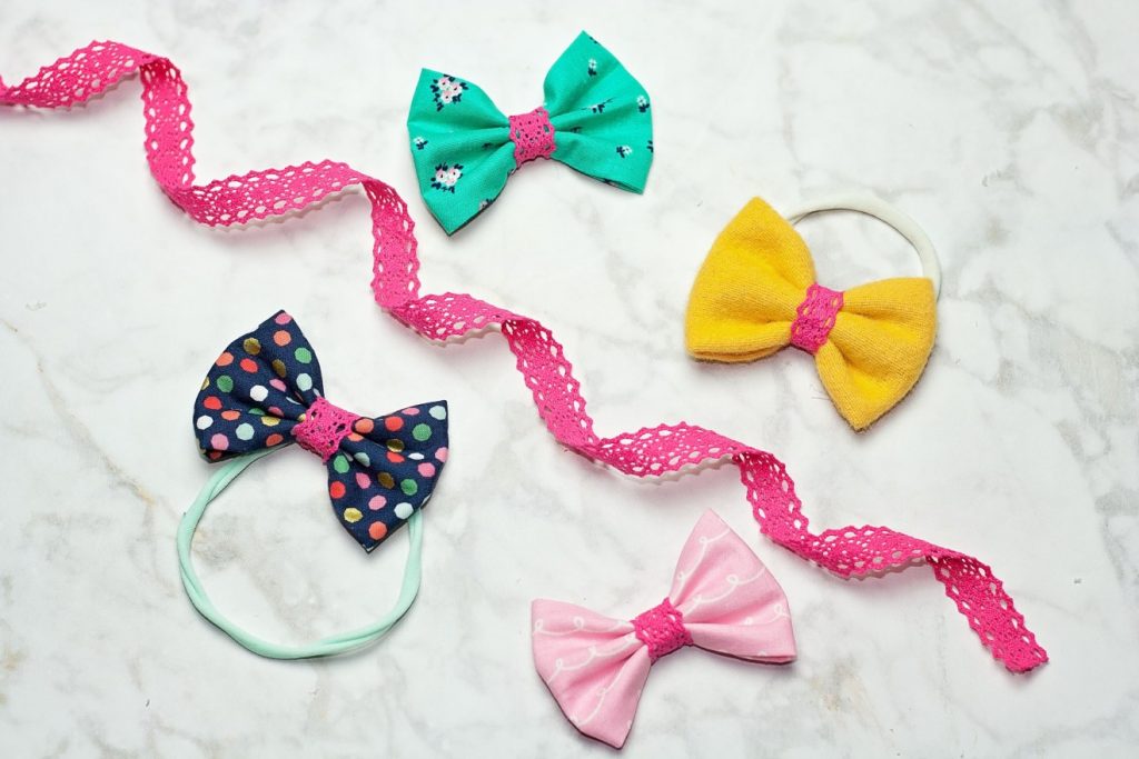 DIY Hair Bows Tutorials featured by top US craft blogger, Sweet Red Poppy.