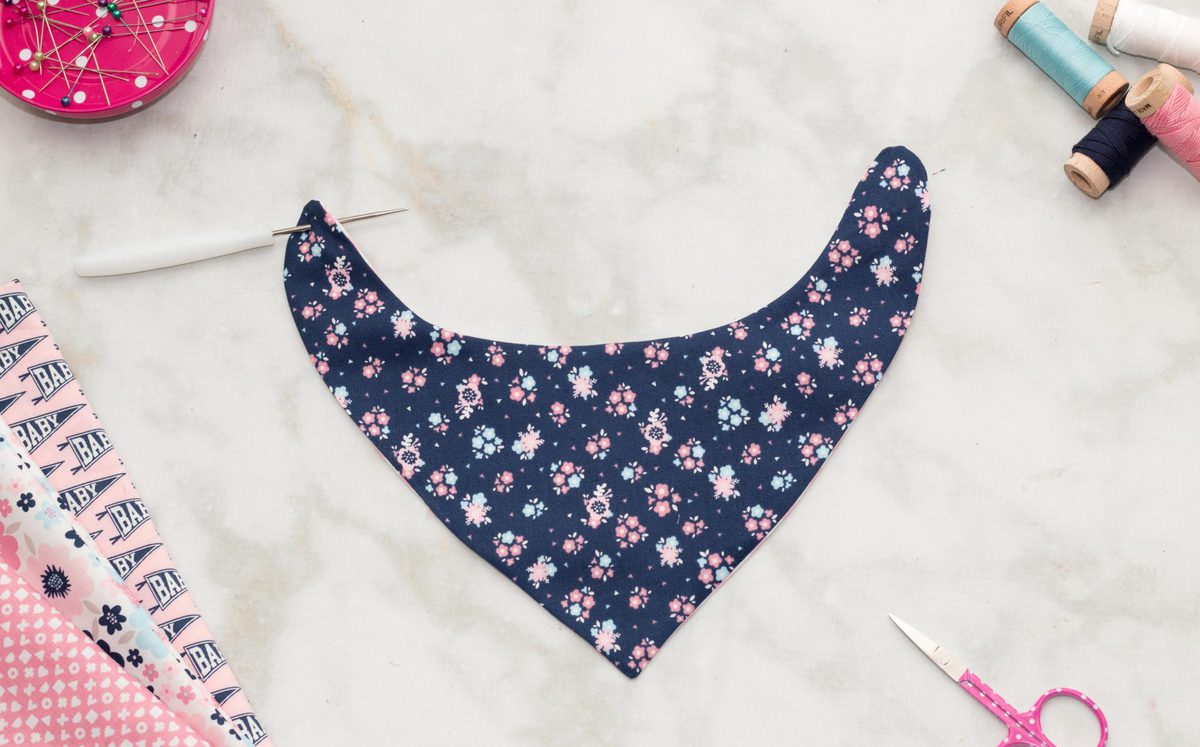 How to Make Bandana Bibs for Babies Sweet Red Poppy