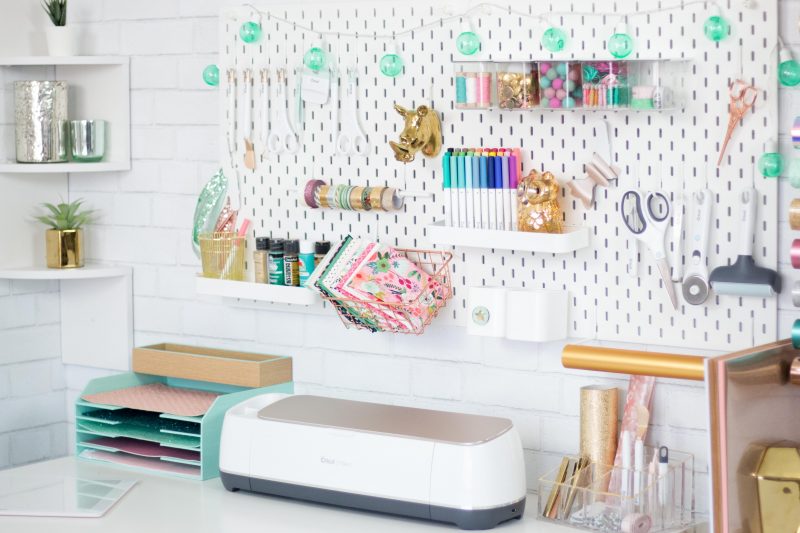 Cricut Craft and Sewing Room Organization Hacks featured by top US craft blog, Sweet Red Poppy