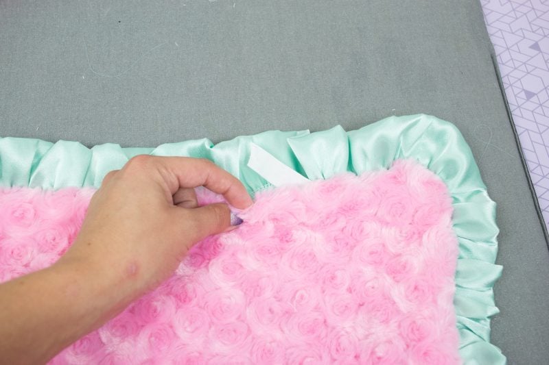 How to Sew a Baby Blanket with Double Gauze and Minky Fabric Sewing Tutorial