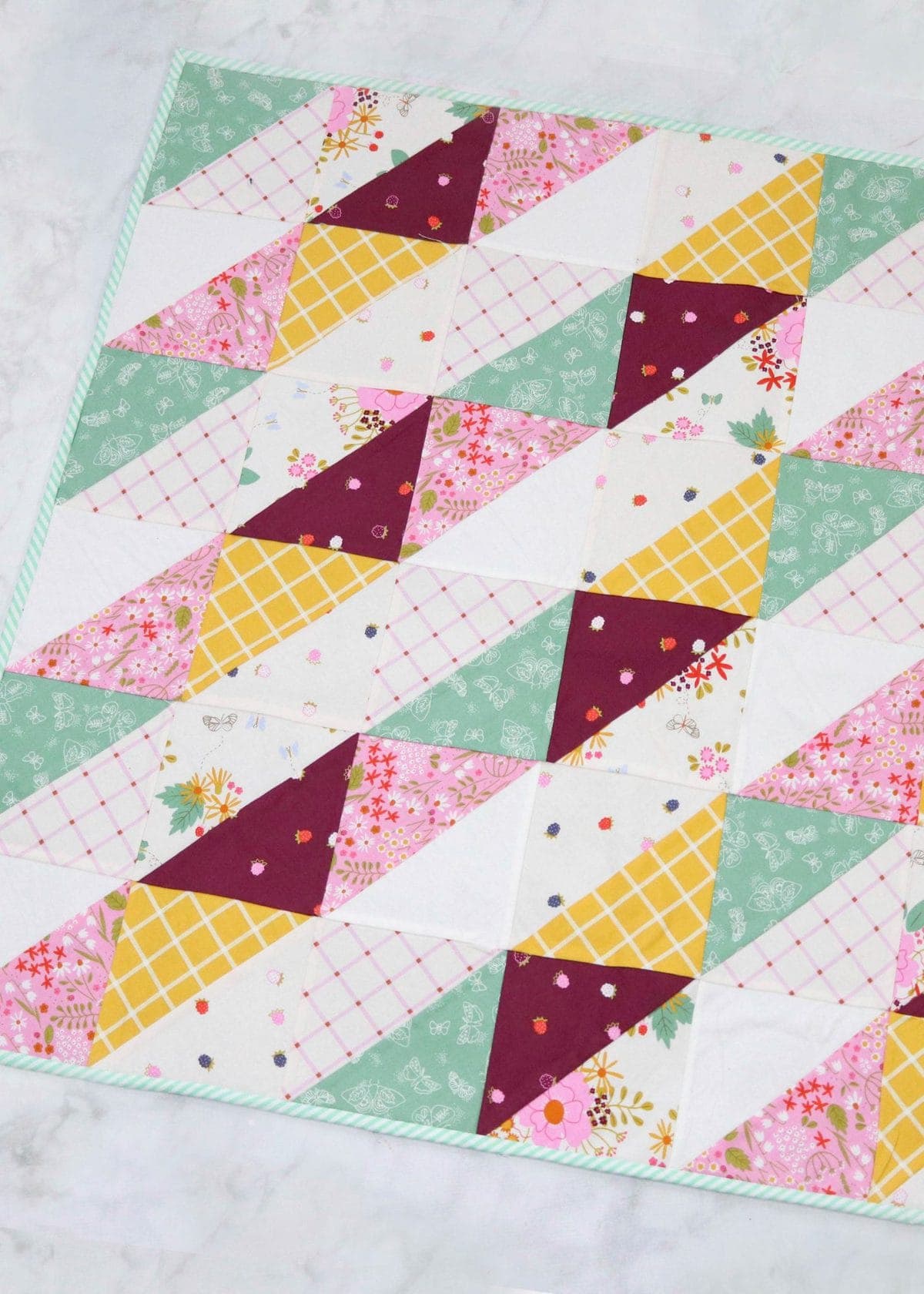 Half Square Triangle baby quilt pattern