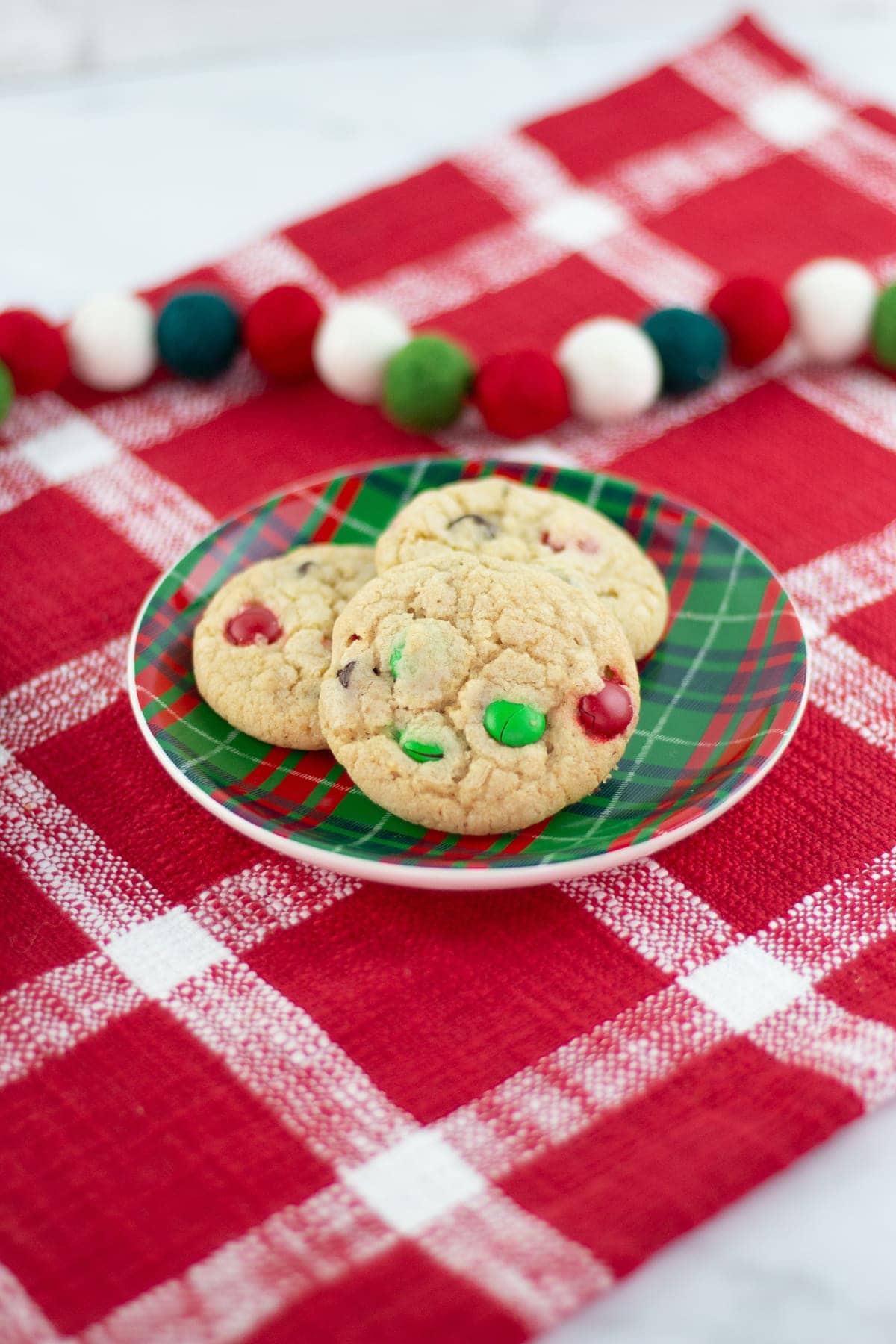 World's Best Chocolate Chip Oatmeal Christmas Cookies Recipe Sweet