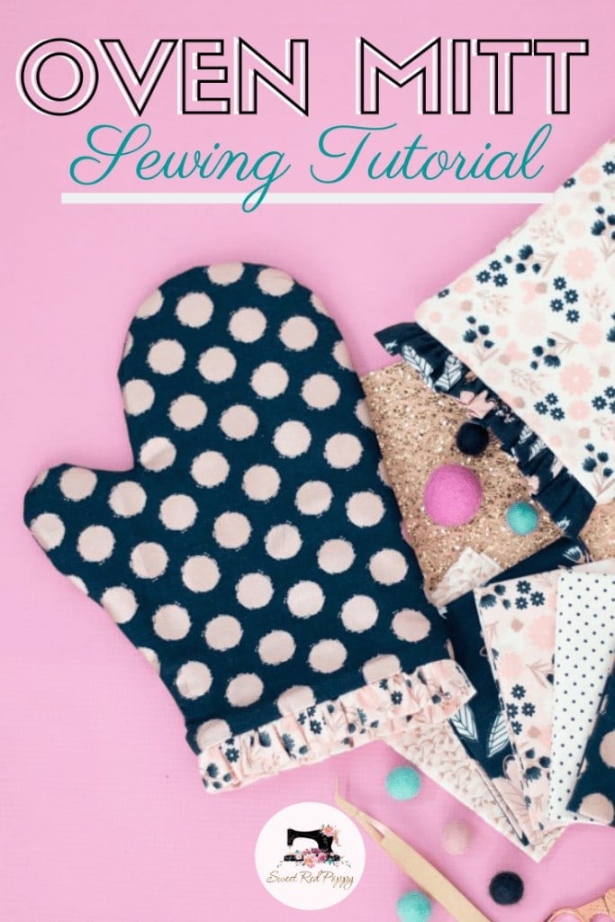 Learn How to Sew an Oven Mitt using a Free Simplicity Sewing Pattern