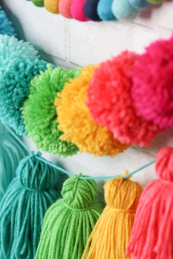 DIY PomPom Tassel Garland – the dotted bow