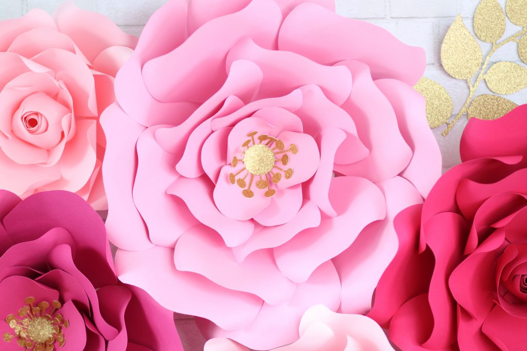 DIY Giant Paper Flowers with Template. 5 Steps! - My Online