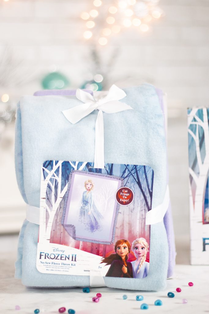 Frozen no sew fleece throw kit sale