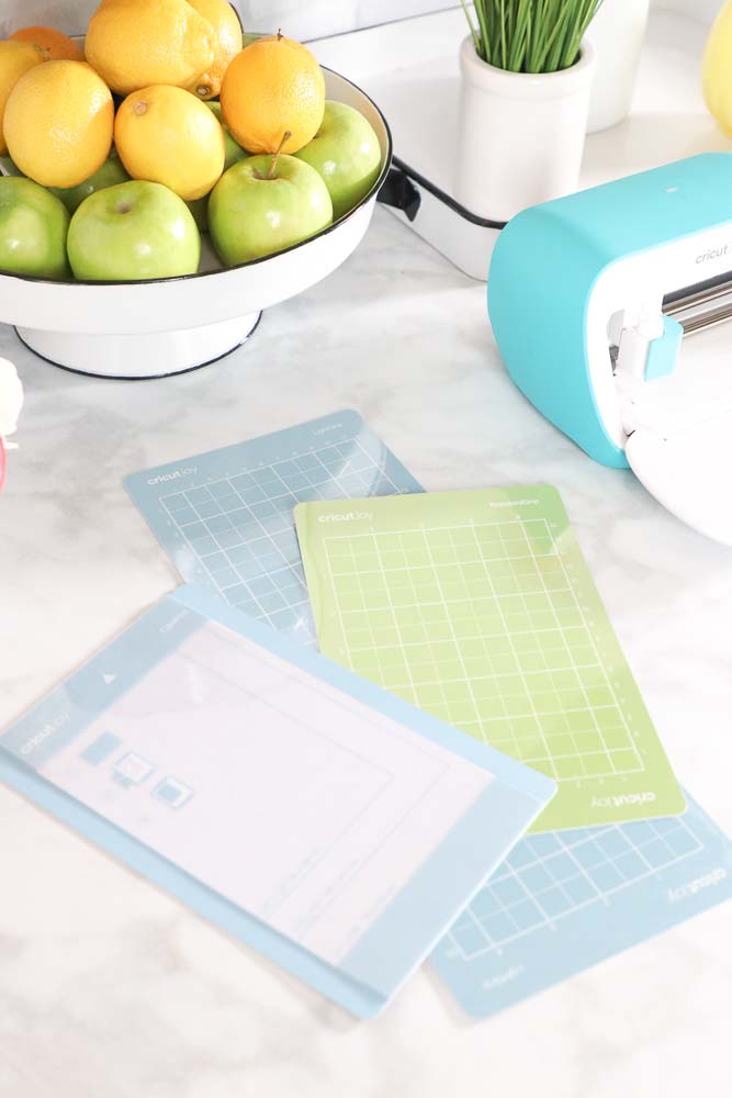 Brand New Cricut Joy Machine reviewed by top US craft blogger, Sweet Red Poppy.