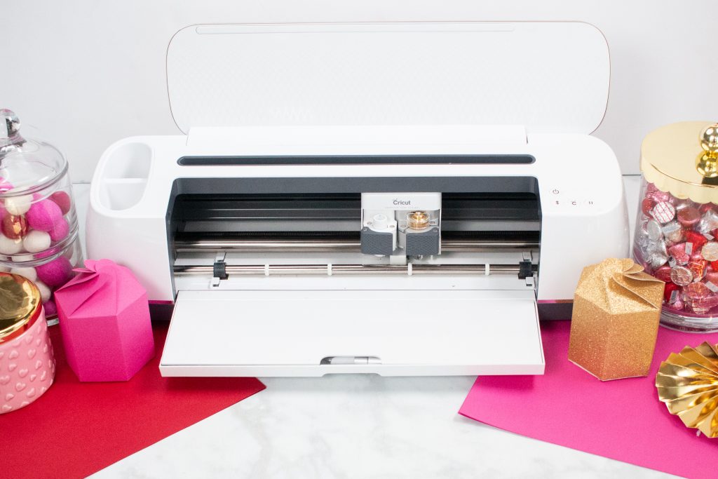 Top 5 Favorite Cricut Maker Projects featured by top US cricut blog, Sweet Red Poppy