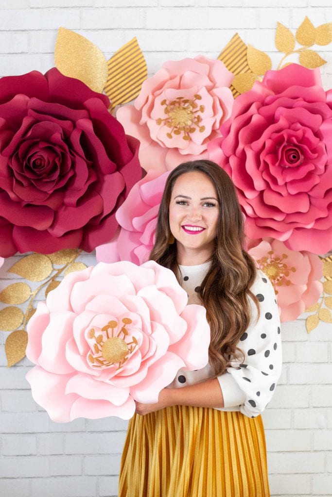 How to make large paper flowers, a tutorial featured by top US craft blog, Sweet Red Poppy