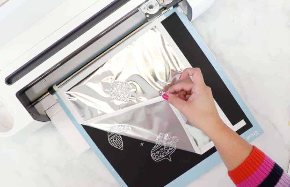 Cricut Foil Transfer Kit at JOANN's review by top US craft blogger, Sweet Red Poppy.