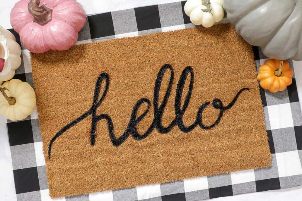 DIY Personalized Door Mat, Easy & Cheap!