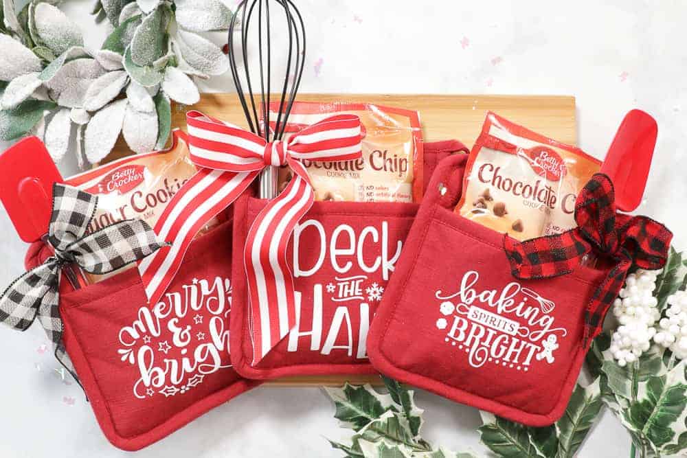 Sweet Holiday Pot Holder Set