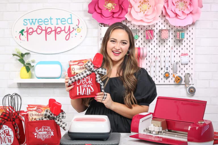 Personalized DIY Dollar Tree Pot Holders using a Cricut Free SVG for