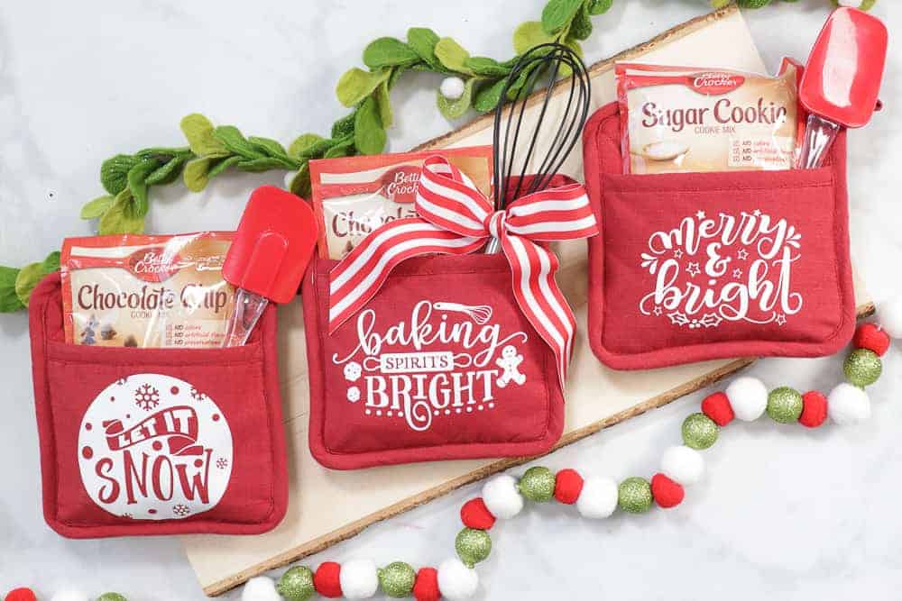 Sweet Holiday Pot Holder Set