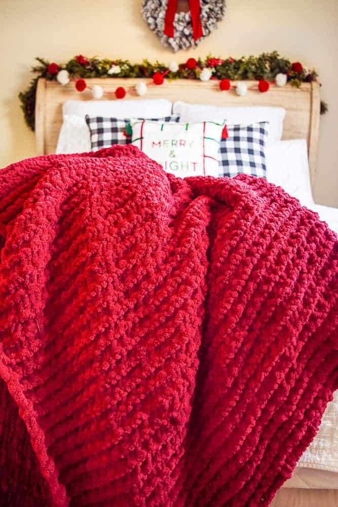 Finger Crochet Blanket - Sweet Red Poppy