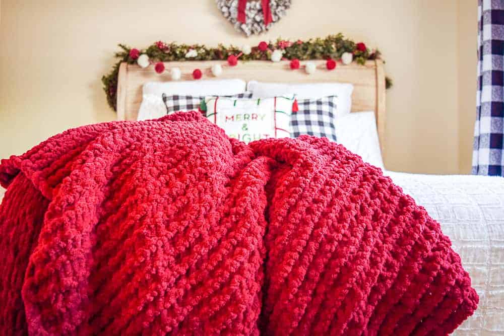 Finger Crochet Blanket - Sweet Red Poppy