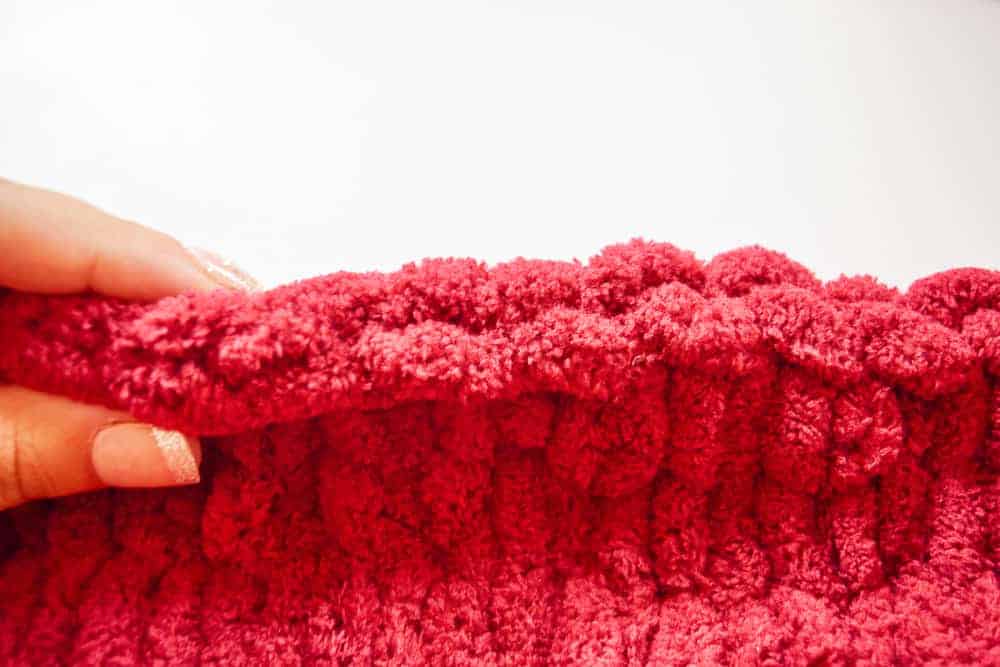 Finger Crochet Blanket - Sweet Red Poppy