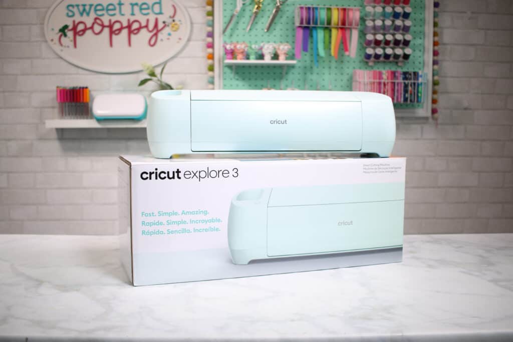 Circut Maker 3 by popular US craft blog, Sweet Red Poppy: image of a Circut Explore 3.