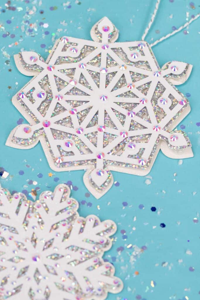 Torn Paper Snowflake Craft - The Printables Fairy