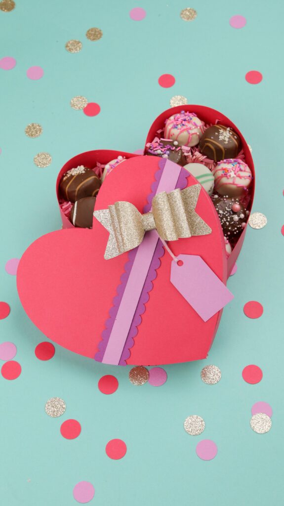 Learn How to Make a 3d Valentines Heart-Shaped Box With a Lid With This Step-By-Step Photo and Video Tutorial, Plus Free SVG File Templates.