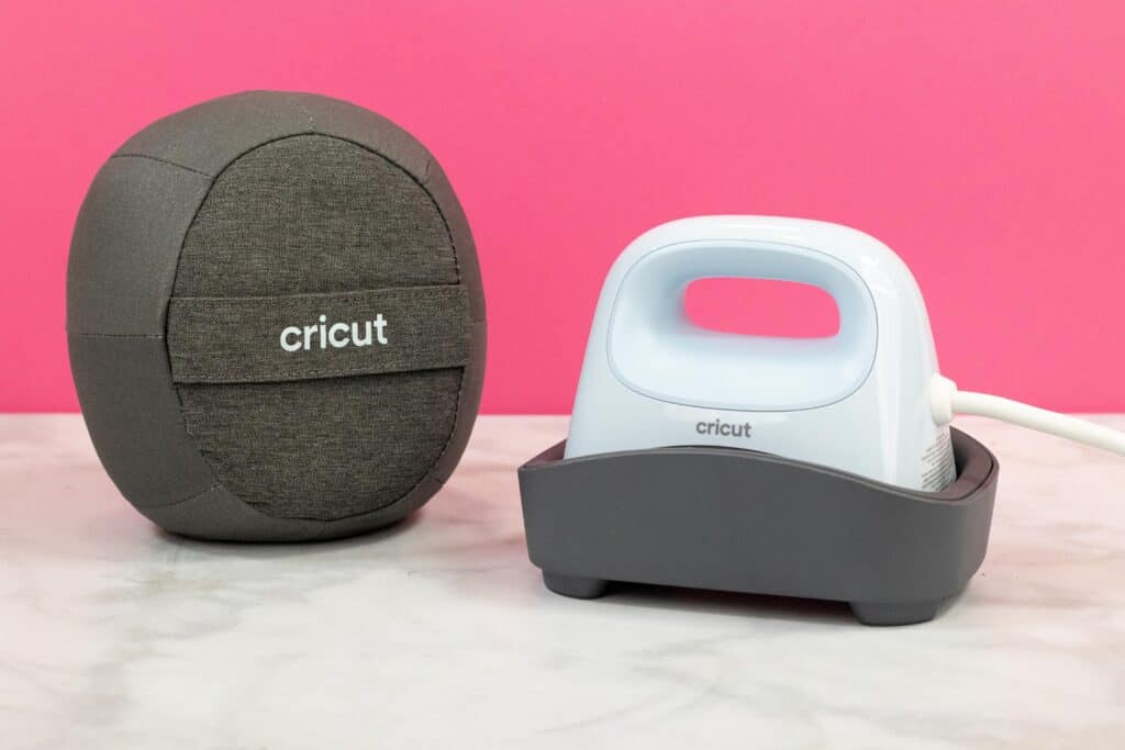 Cricut Hat Press and Smart Iron-On Bundle 