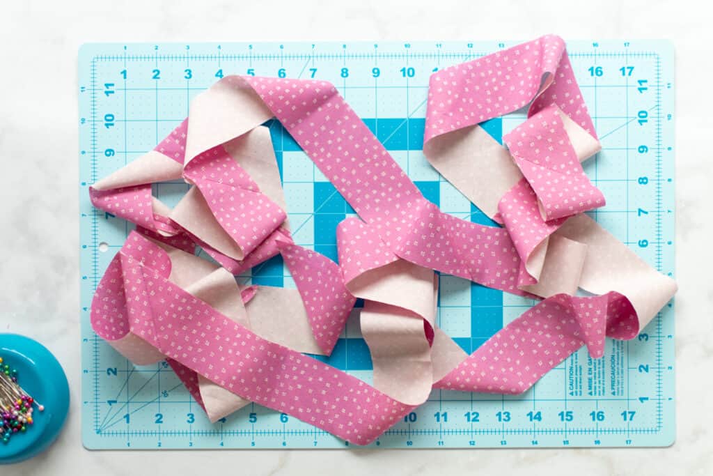 How to Sew Double Fold Bias Tape - Sweet Red Poppy