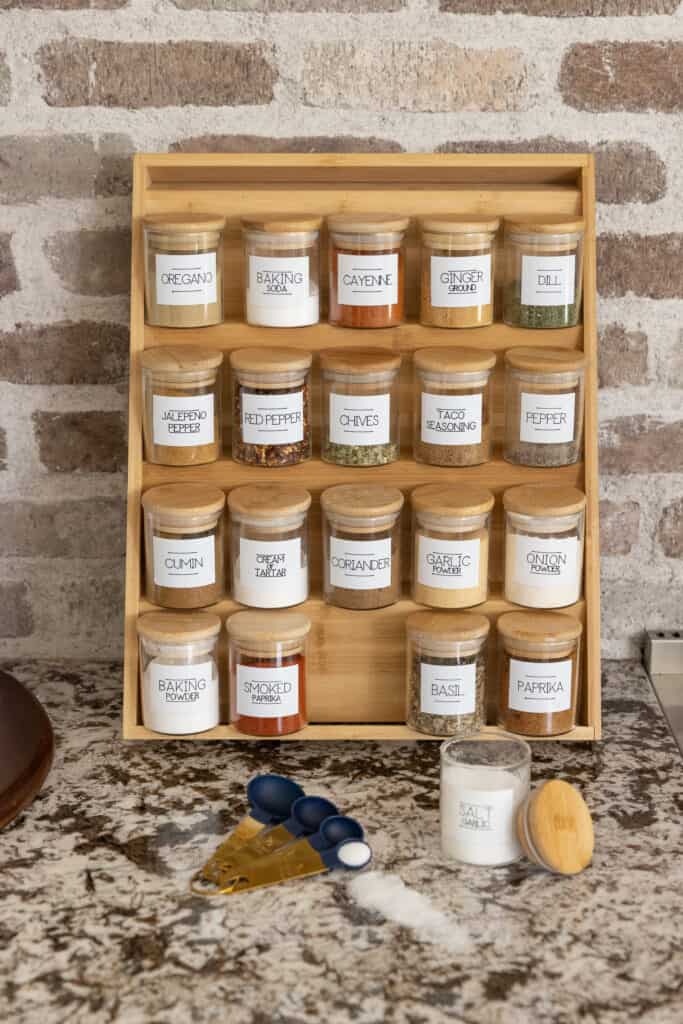 15 Glass Spice Jars with Bamboo Lid Label Seasoning Condiment