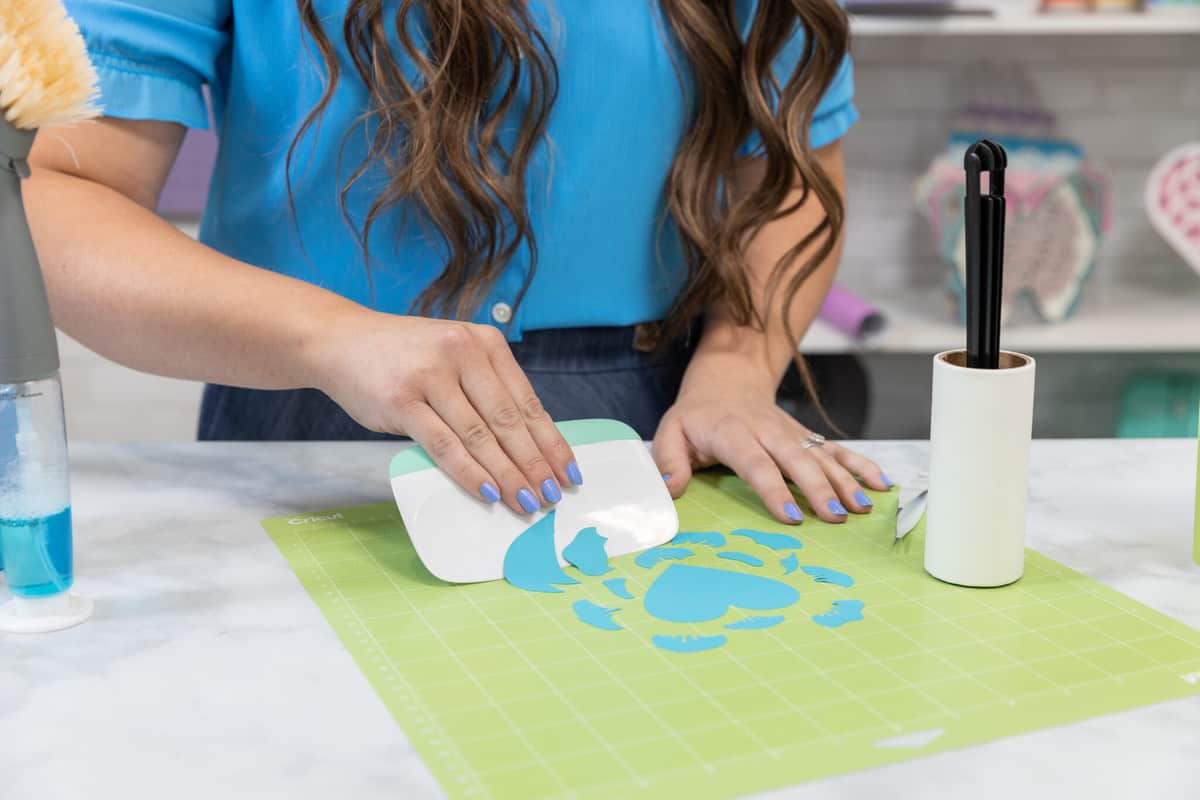 How Do I Clean My Cricut Mat? - Sweet Red Poppy