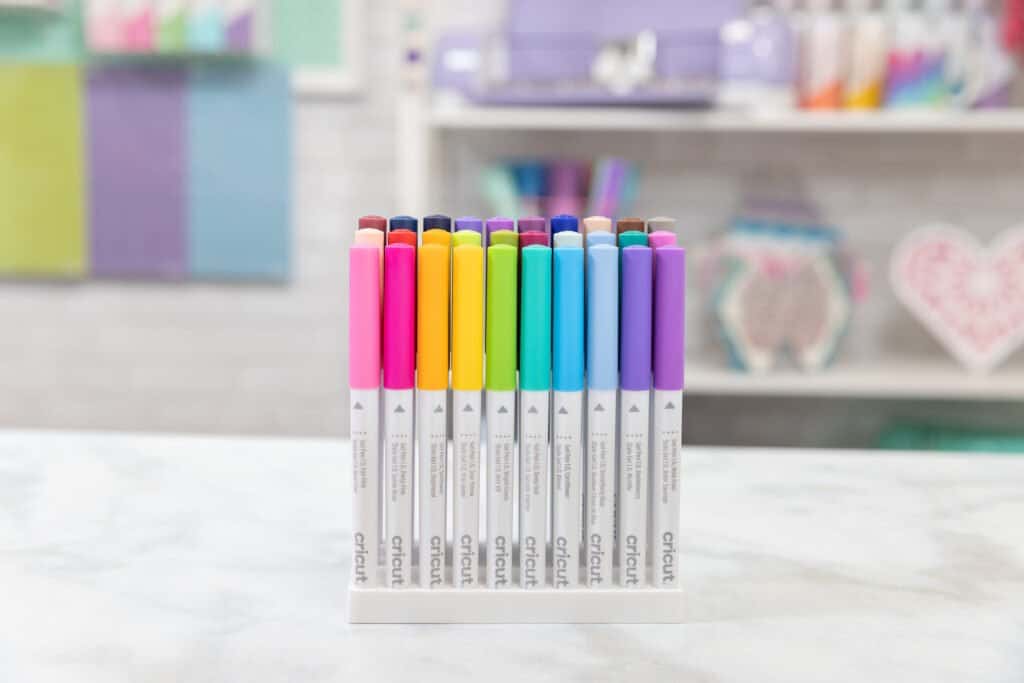 How to Insert & Choose Cricut Pens & Markers + Tips & Tricks 