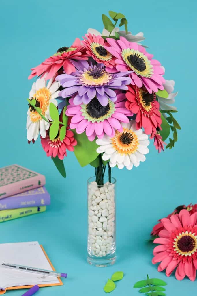 Paper Flower Bouquet ASSEMBLY VIDEO With Score Lines, Flowers/base