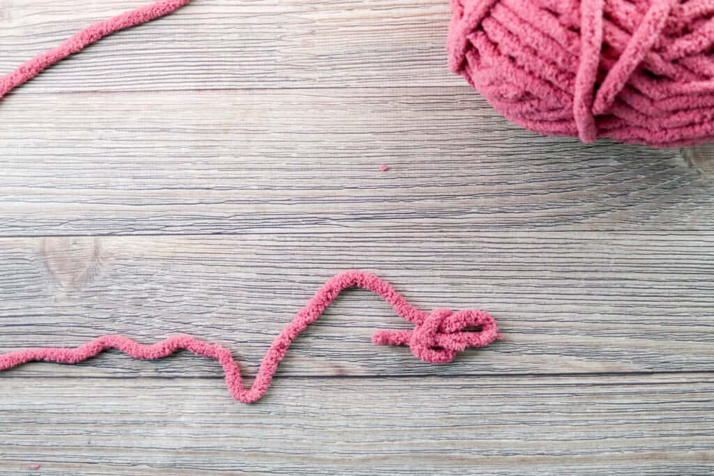 Finger Crochet Blanket - Sweet Red Poppy