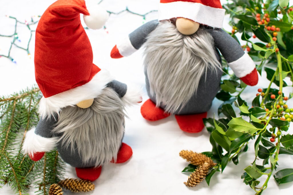 2 DIY Scandinavian Christmas gnomes
