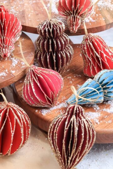 How to Make Honeycomb Paper Christmas Ornaments - Sweet Red Poppy