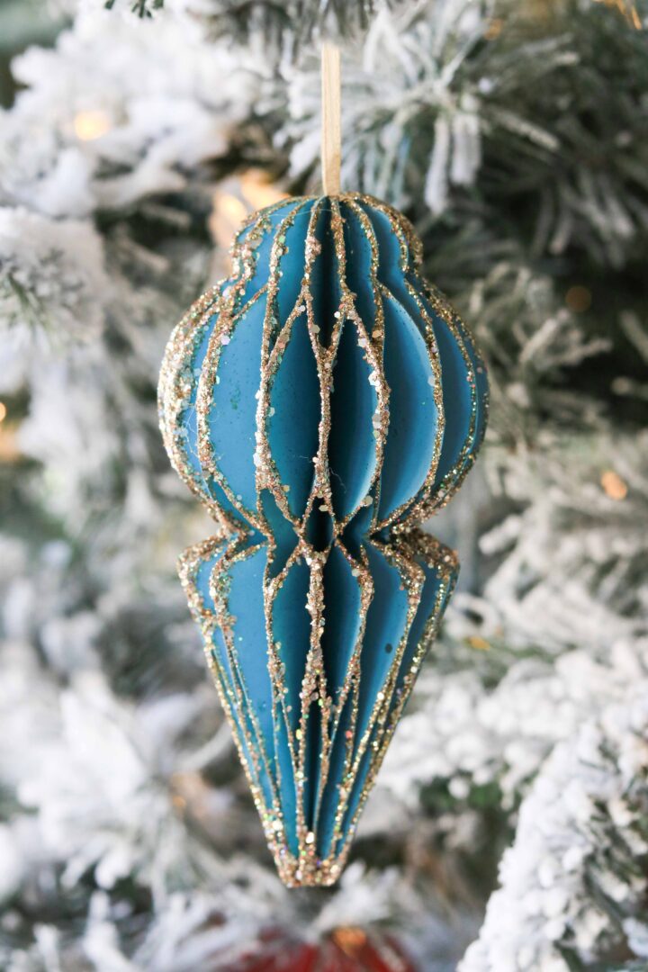 How To Make Honeycomb Paper Christmas Ornaments - Sweet Red Poppy