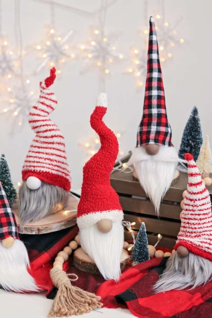how to make gnomes out of socks