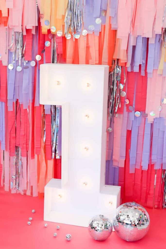 Tablecloth Backdrop Sweet Red Poppy