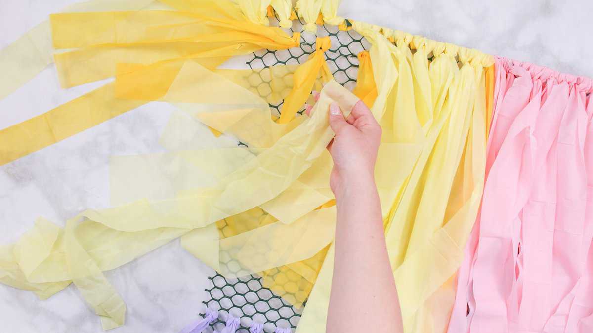 DIY Tablecloth Party Backdrop Sweet Red Poppy