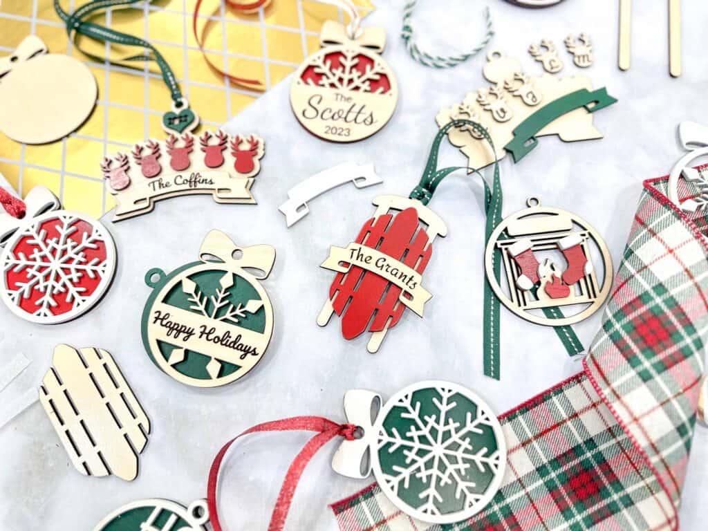 https://sweetredpoppy.com/wp-content/uploads/2023/11/Customized-Christmas-Ornaments-Family-1024x768.jpg