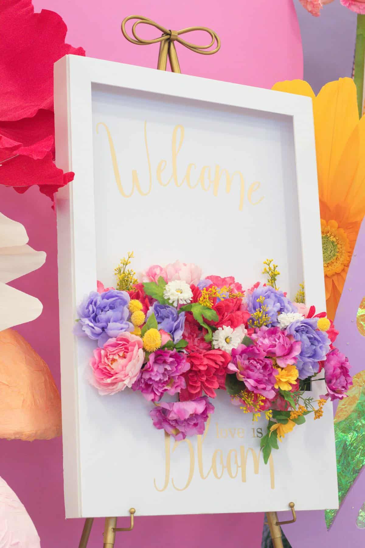 Flower Box Frame Sign Personalized DIY Floral Bloom Box Sign Tutorial - Sweet Red Poppy