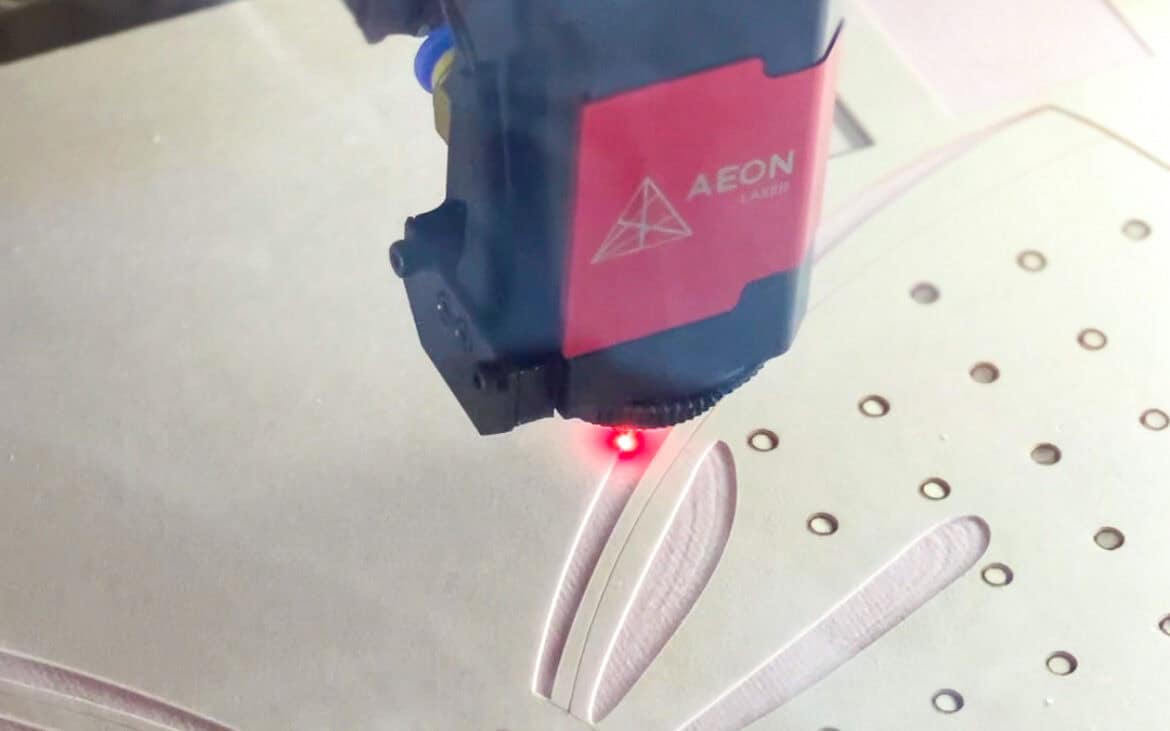Aeon Mira 5 Redline Laser Buyer's Guide Sweet Red Poppy-5