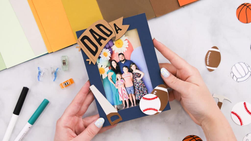 DIY Magnetic Photo Frame-Sweet Red Poppy 7