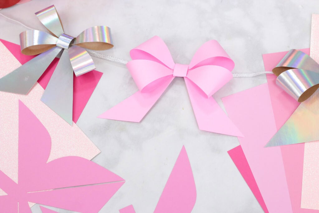 DIY Bow Garland- Sweet Red Poppy